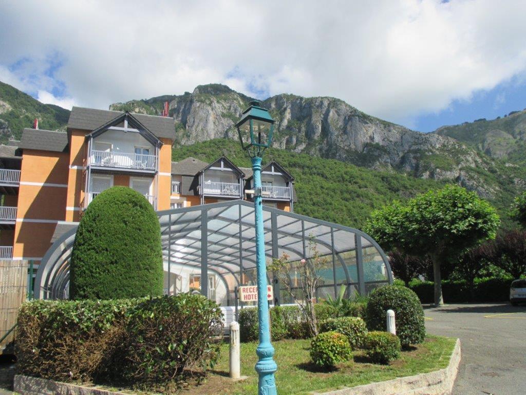 Hotel Chez Pierre D'Agos Exterior photo