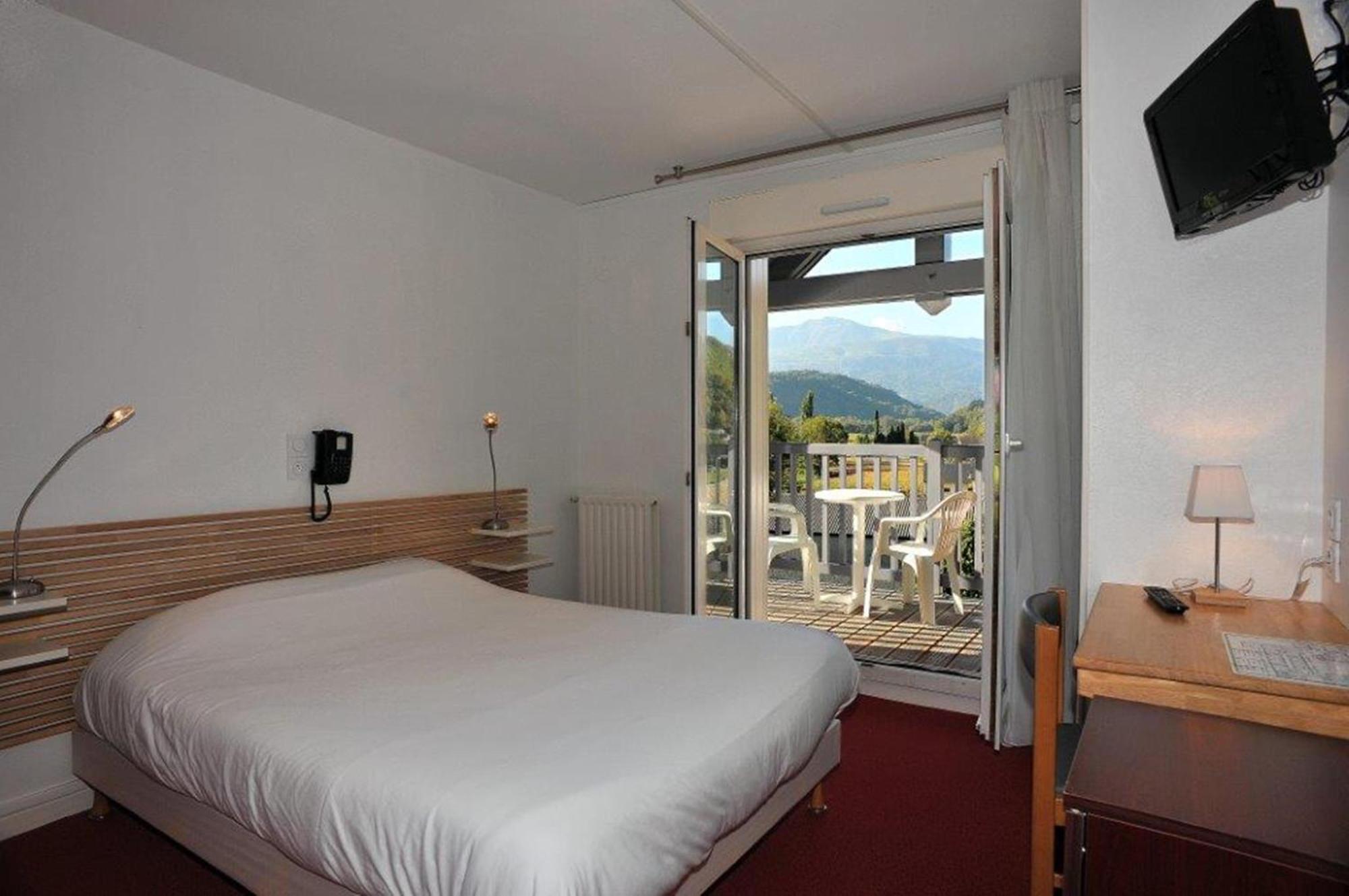 Hotel Chez Pierre D'Agos Room photo